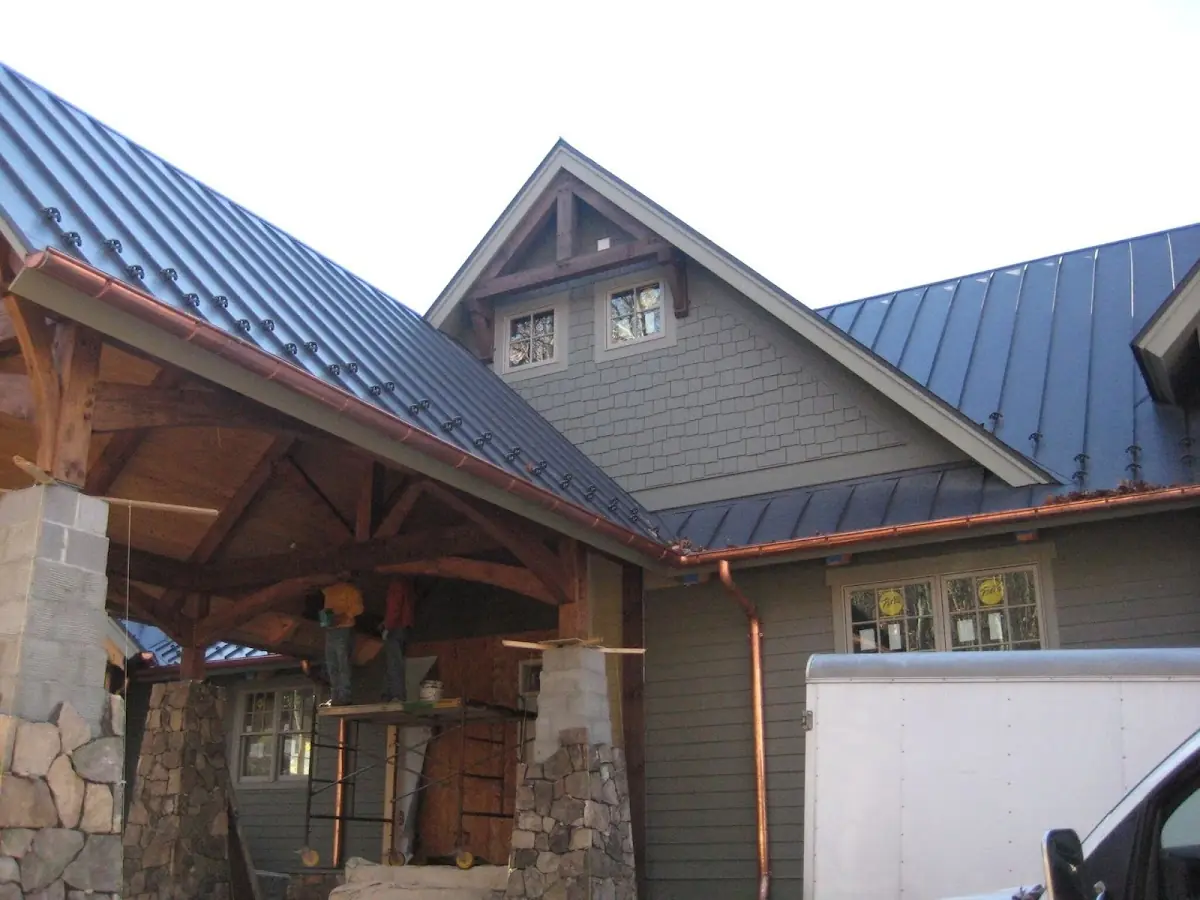 Craftsman Roofing team delivering quality roofing work in Petersburg